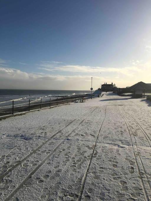 Sandy'S Cosy Cottage Hornsea Esterno foto